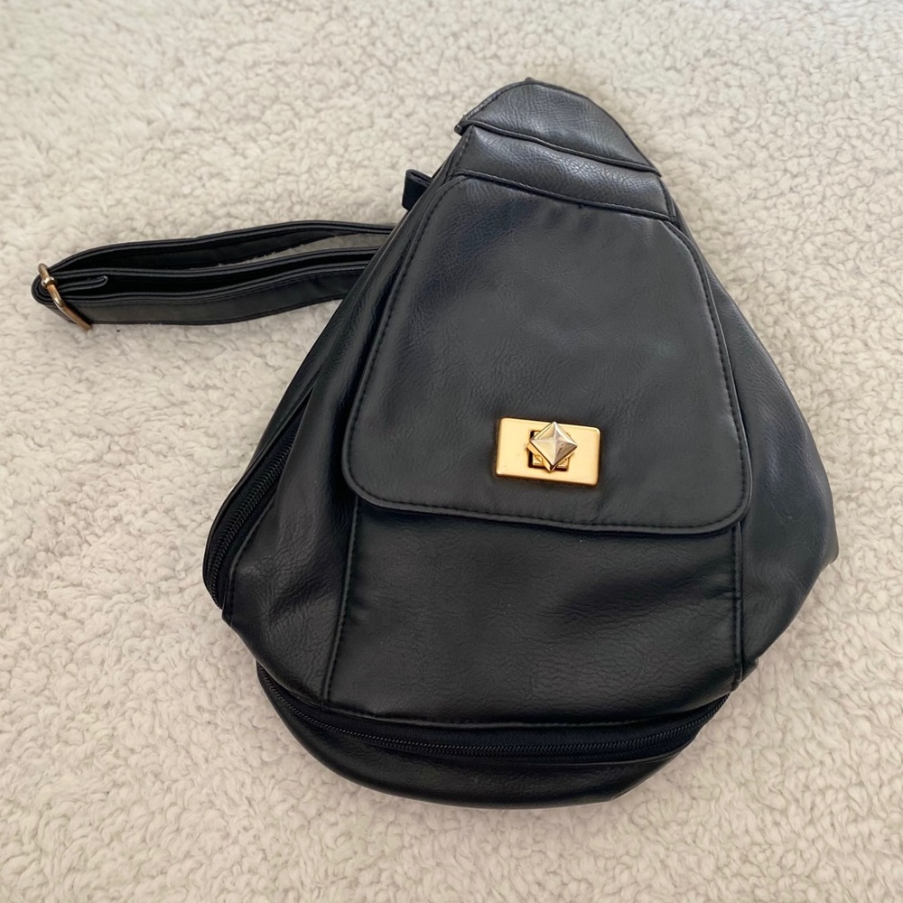 Black Leather Shoulder Bag